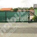 Posuvná brána, branka a oplocení z plotových dílců v RD ve Vlašimi