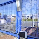 Posuvná brána s výplní plotovými panely - průmyslová zóna Žďár nad Sázavou